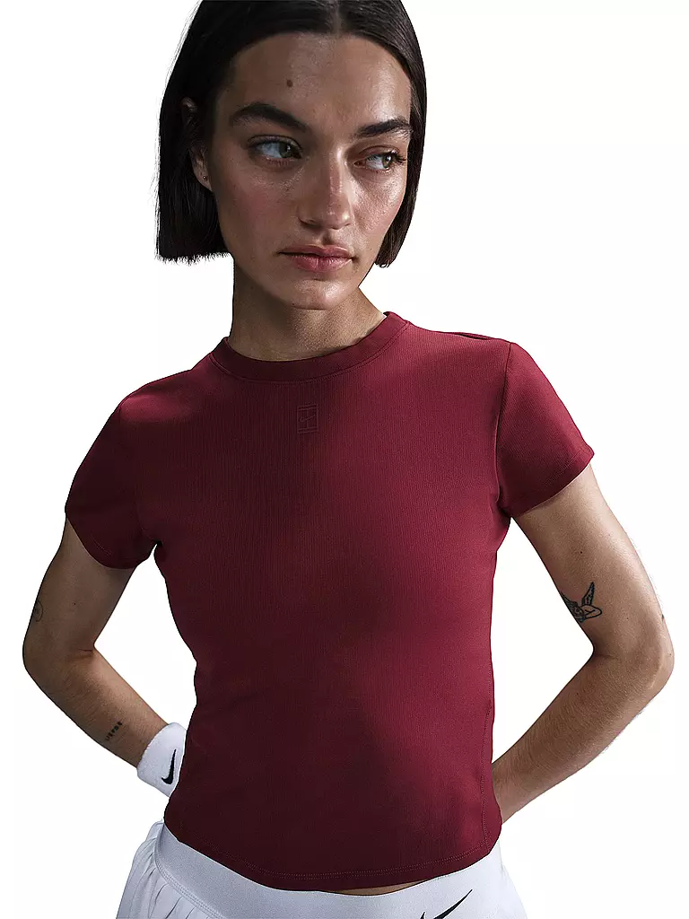 NIKE | Camiseta de tenis Advantage para mujer | Rojo oscuro