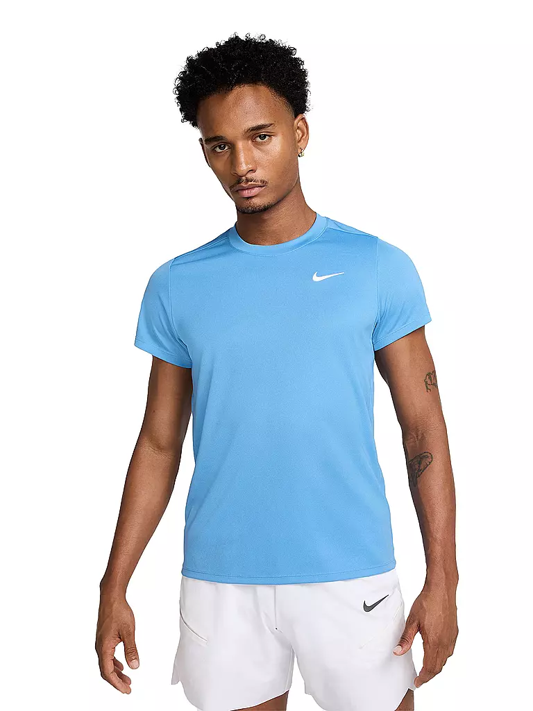NIKE | Camiseta de tenis Victory para hombre | Azul claro