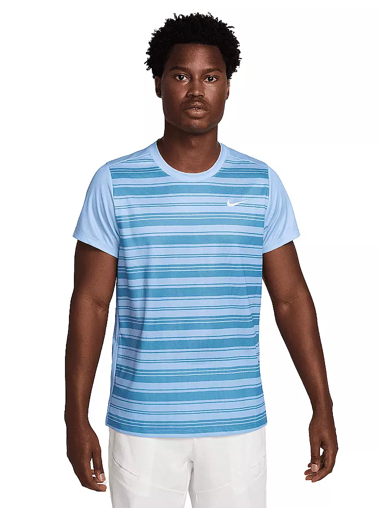 NIKE | Camiseta de tenis Victory para hombre | Azul claro