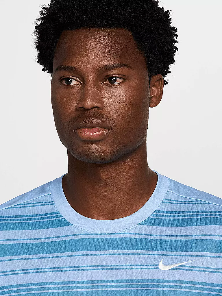 NIKE | Camiseta de tenis Victory para hombre |