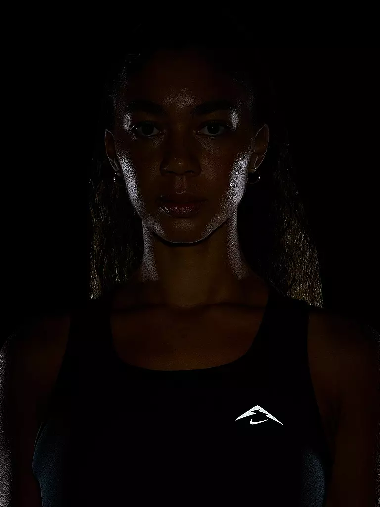 NIKE | Camiseta de tirantes de running Trail para mujer |