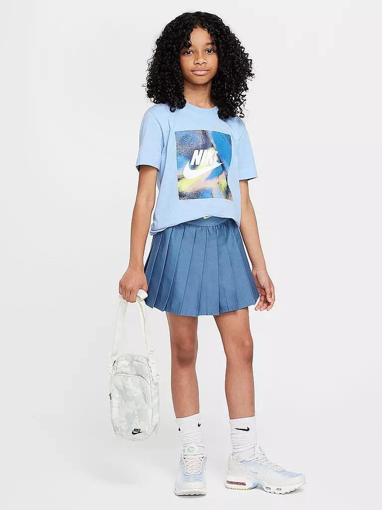 NIKE | Camiseta para niños NSW Club Express | Azul claro