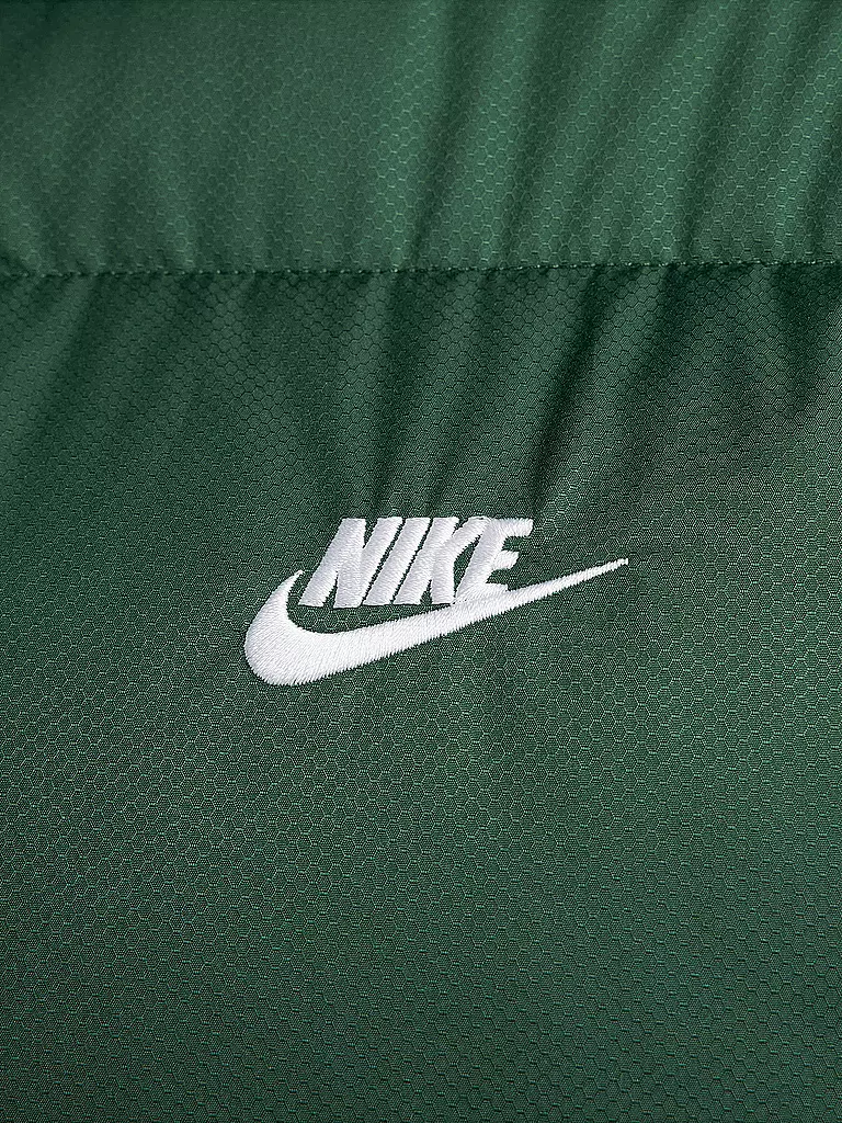 NIKE | Chaleco de hombre Sportswear Club PrimaLoft® |