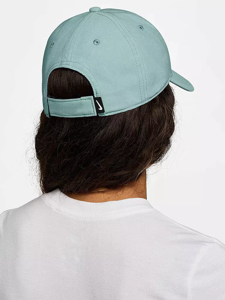 NIKE | Gorra Dri-FIT Club 7 |
