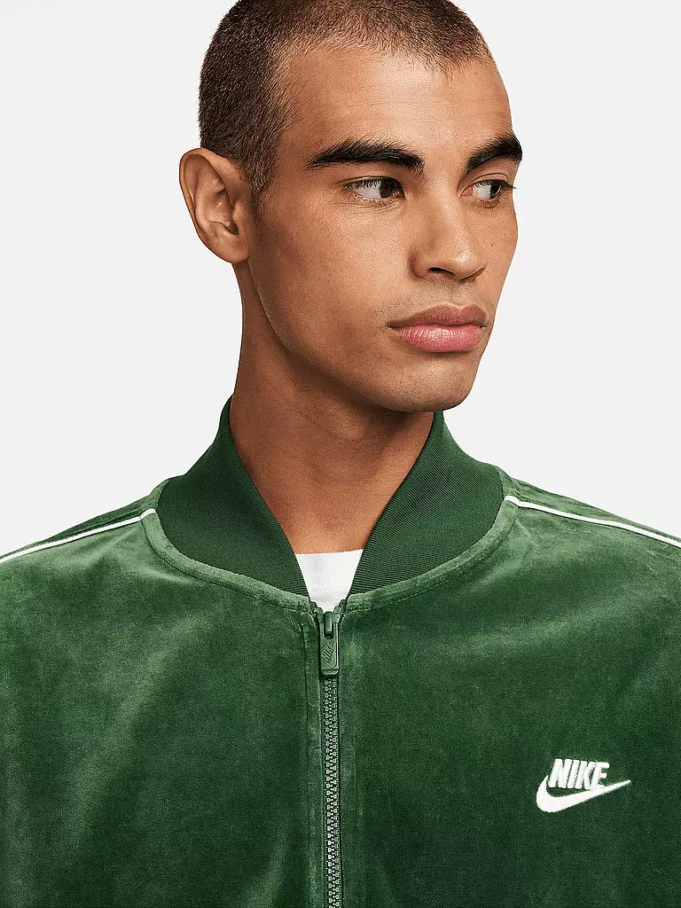 NIKE | Herren Jacke Club | Verde oscuro