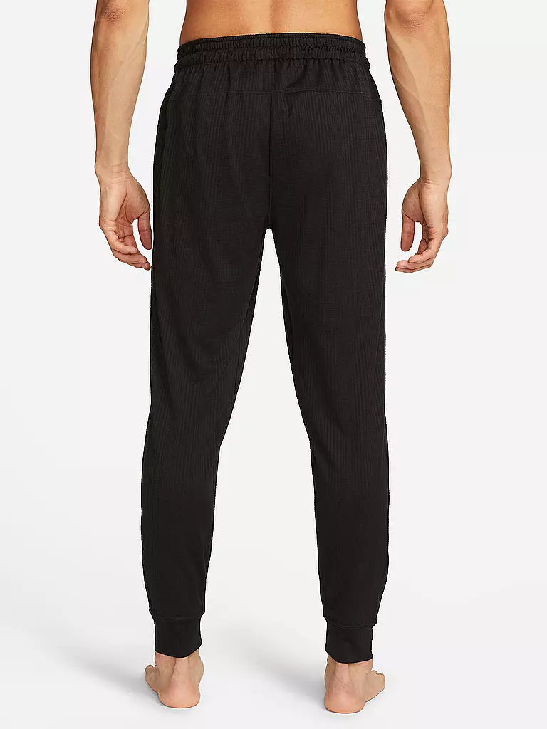NIKE | Herren Yogahose | Negro