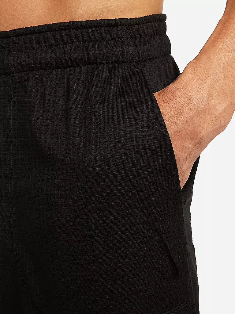 NIKE | Herren Yogahose | Negro