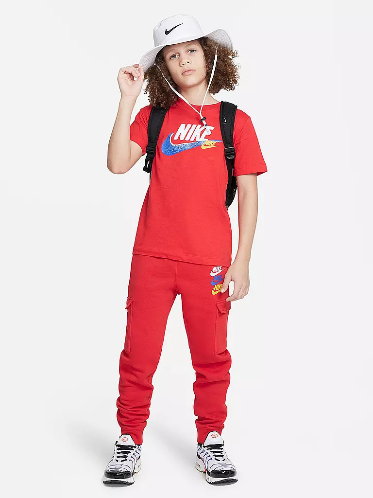 NIKE | Jungen T-Shirt Sportswear Standard Issue | Rojo