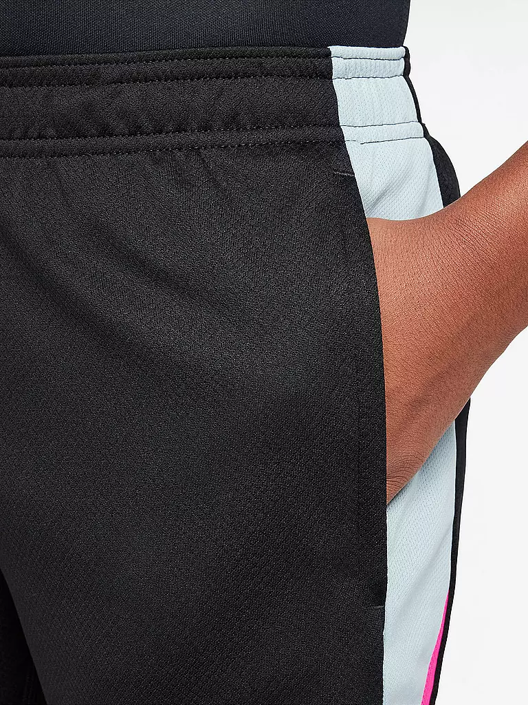 NIKE | Pantalón corto de fútbol para niños Dri-FIT Strike |