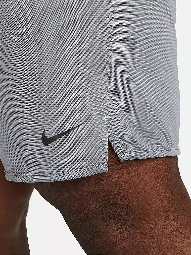 NIKE | Pantalón corto de fitness para hombre Dri-FIT Totality |