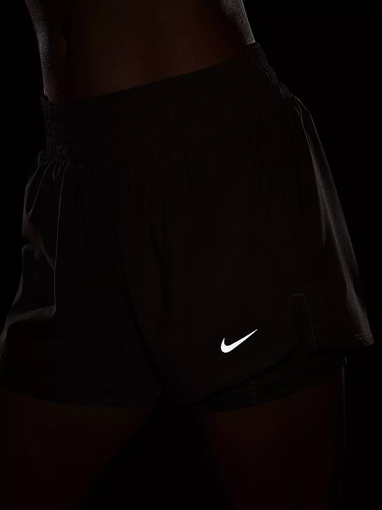NIKE | Pantalón corto de fitness para mujer One 2in1 de 3 pulgadas |