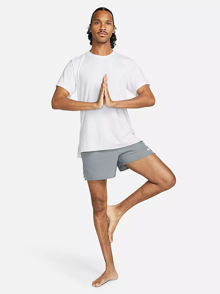 NIKE | Pantalón corto de running para hombre Challenger de 5 pulgadas | Gris claro