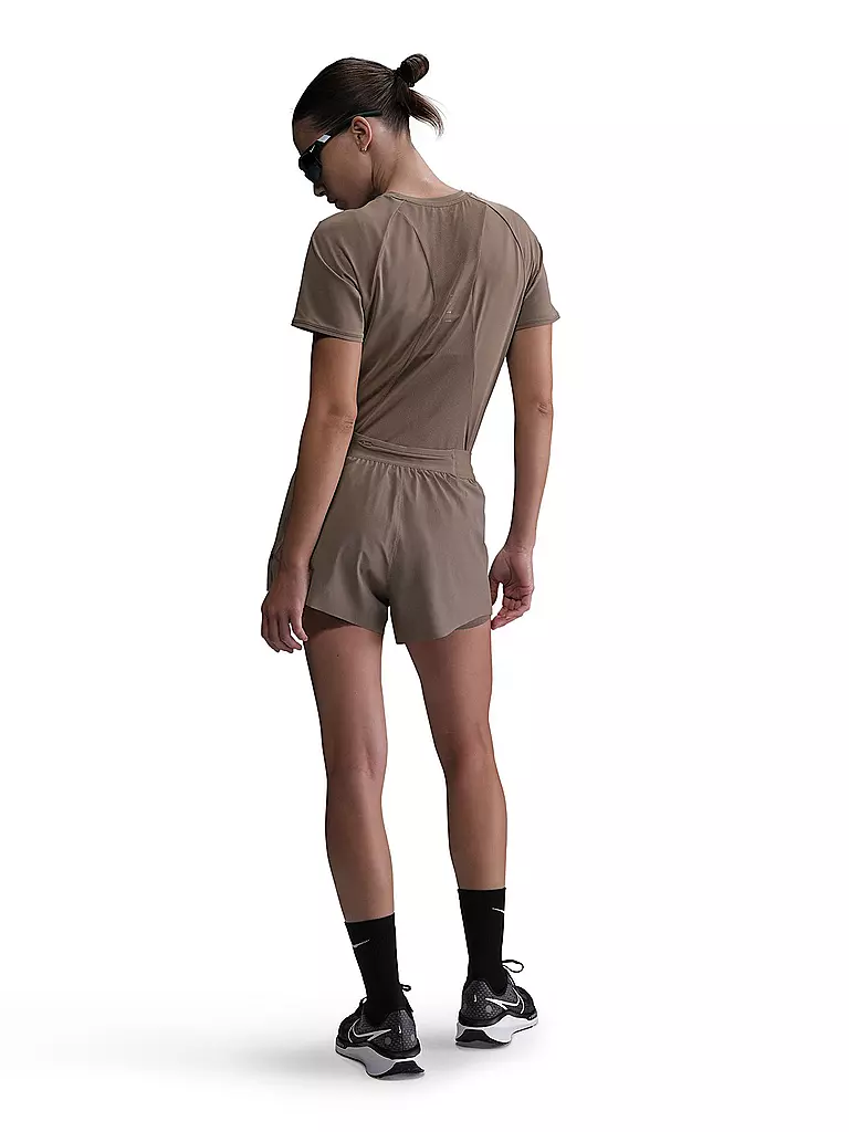 NIKE | Pantalón corto de running Swift para mujer | Marrón