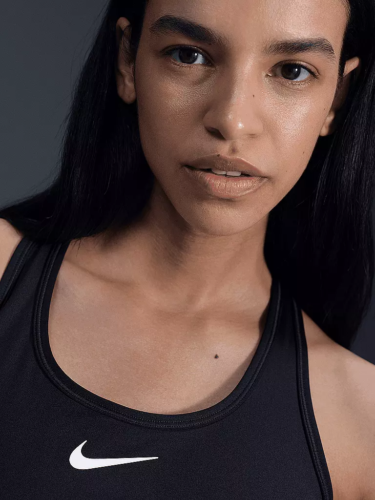 NIKE | Sujetador deportivo para mujer Swoosh de sujeción media |