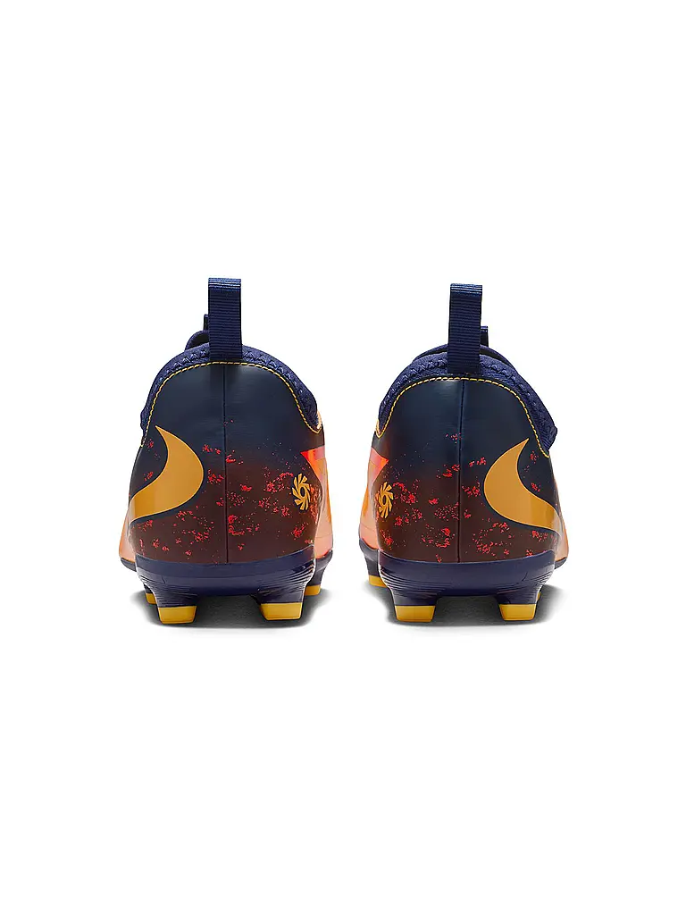 NIKE | Zapatillas de fútbol para niños Phantom 6 Low Academy Erling Haaland |