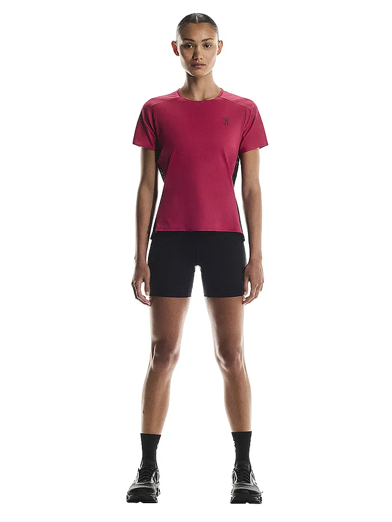 ON | Camiseta de running Performance-T para mujer | Rojo oscuro