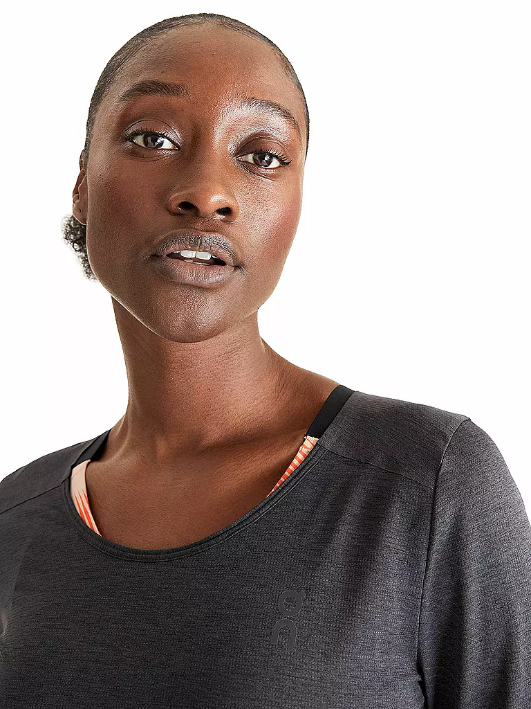 ON | Damen Laufshirt Performance Long-T Lumos | Negro