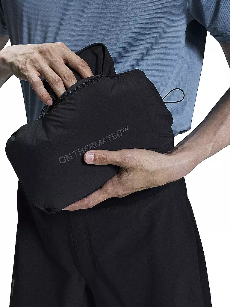 ON | Herren Laufjacke Weather Insulated | Negro