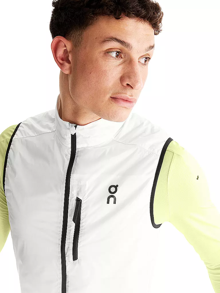 ON | Herren Laufweste Weather Vest | Blanco