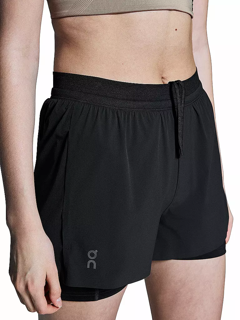 ON | Pantalón corto de running 2 en 1 de 3" Performance para mujer |