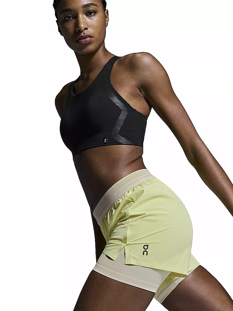 ON | Pantalón corto de running 2en1 de 3" Performance para mujer | Amarillo
