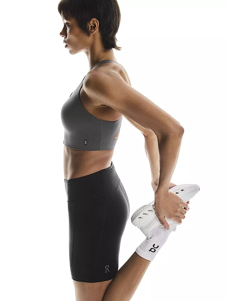 ON | Pantalón corto de running Performance para mujer | 