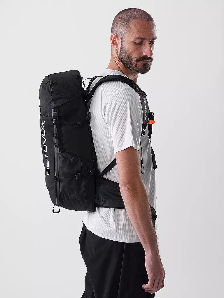 ORTOVOX | Mochila de senderismo Traverse 28 S | Negro