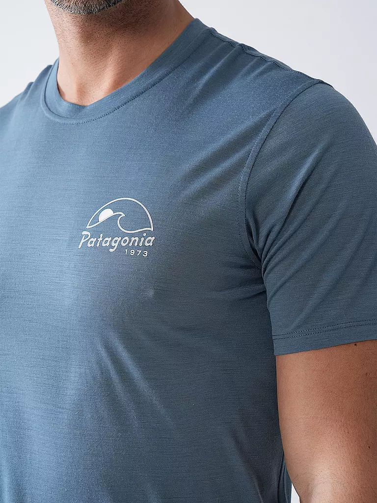 PATAGONIA | Camiseta funcional para hombre Capilene® Cool Merino Graphic | Azul oscuro