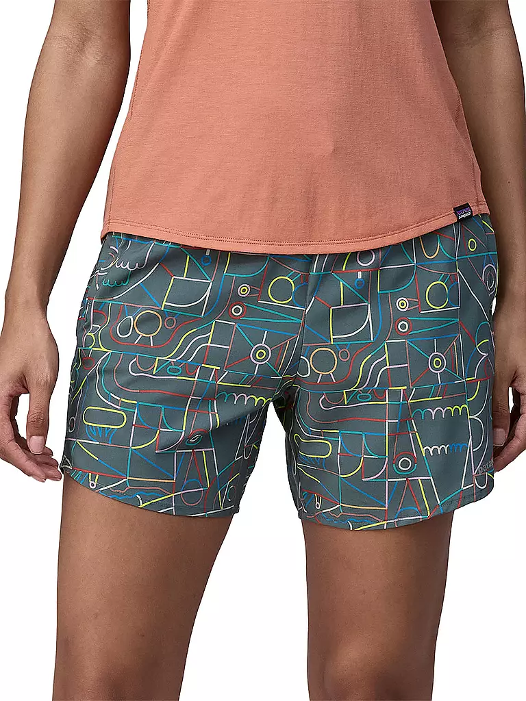 PATAGONIA | Damen Short Multi Trails 5½" | Verde oscuro