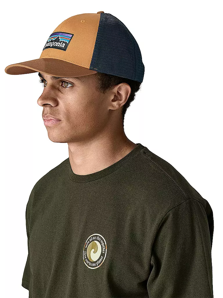 PATAGONIA | Gorra P-6 Logo LoPro Trucker | Marrón claro