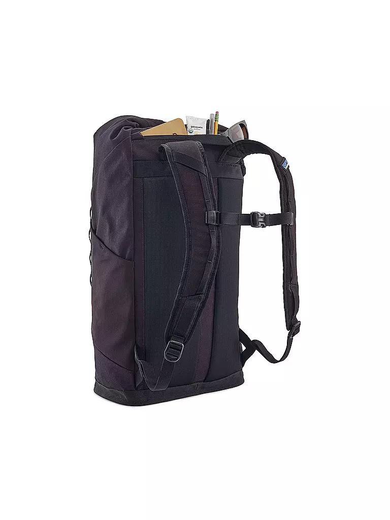 PATAGONIA | Mochila de día Fieldsmith Roll Top 32L | Negro
