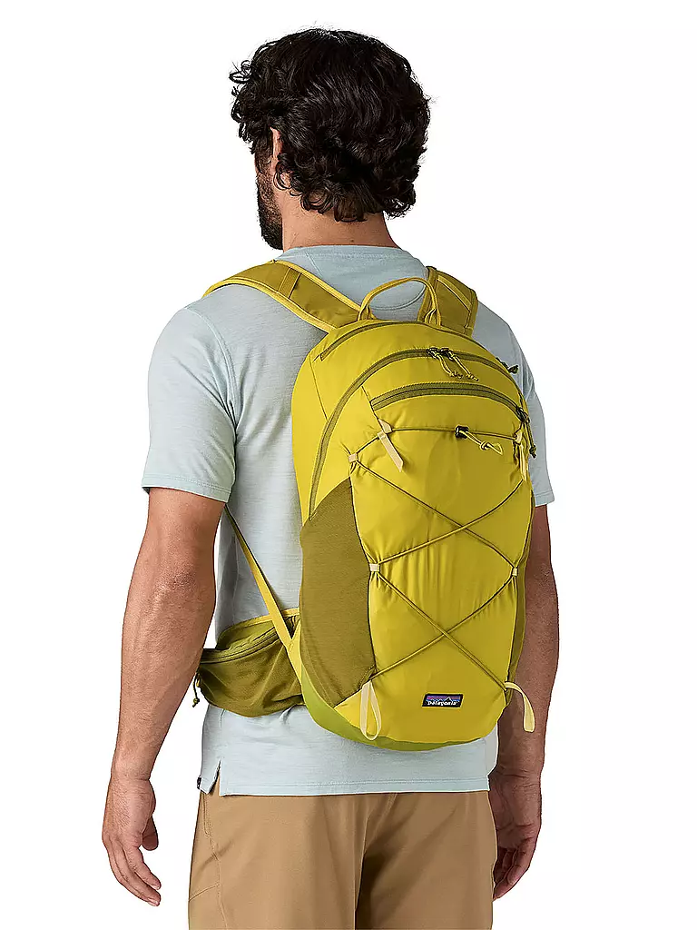 PATAGONIA | Mochila de día Terravia 22L | Mostaza