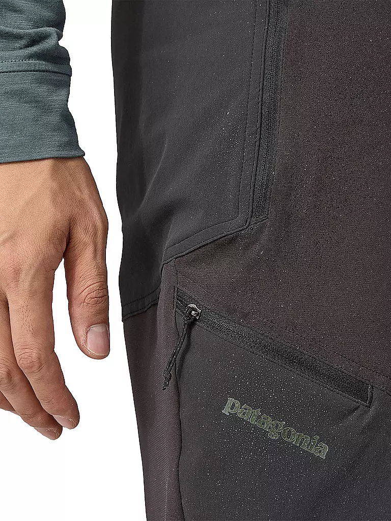 PATAGONIA | Pantalón de senderismo para hombre Altvia Alpine | Negro