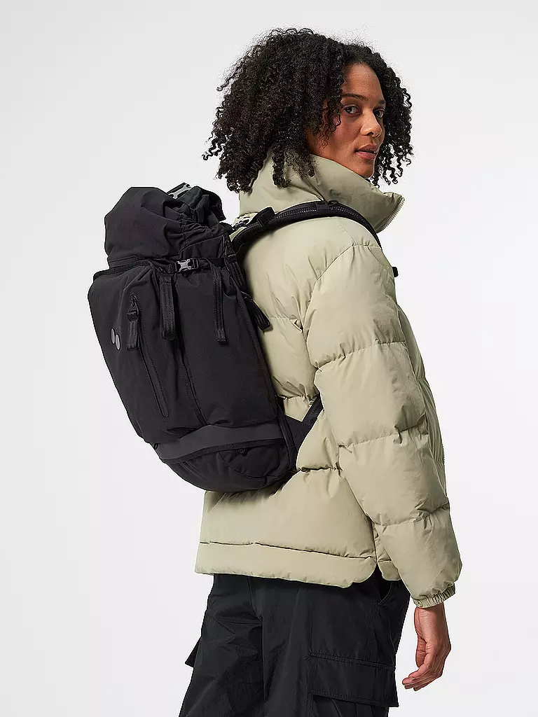 PINQPONQ | Mochila Komut Medium 37L | Negro