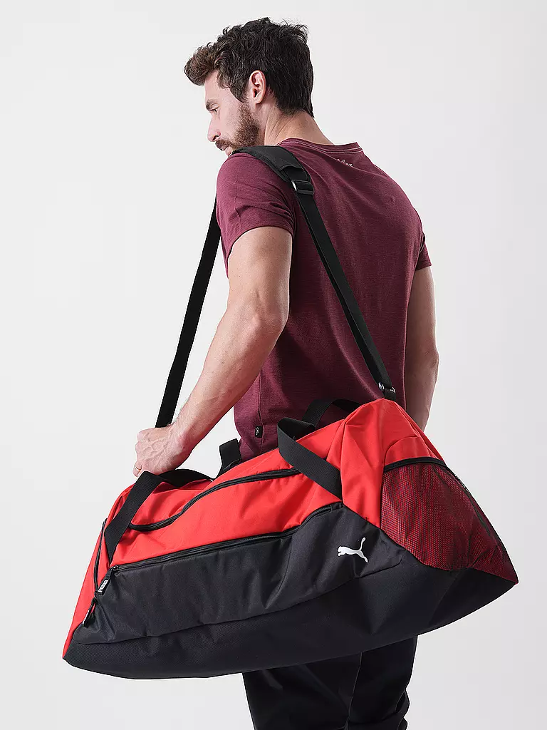 PUMA | Bolsa de entrenamiento TeamGOAL 72L | Rojo