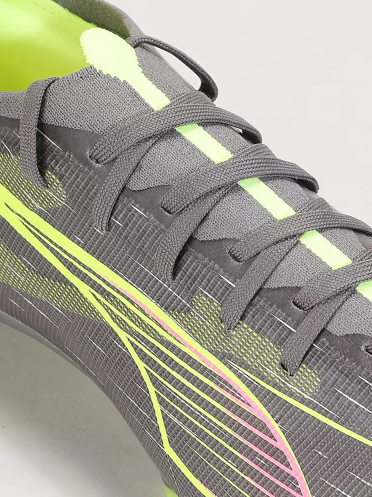 PUMA | Zapatillas de fútbol con tacos Ultra Match para hombre |