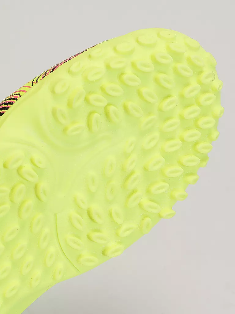 PUMA | Zapatillas de fútbol para niños Future 8 Play TT Turf |