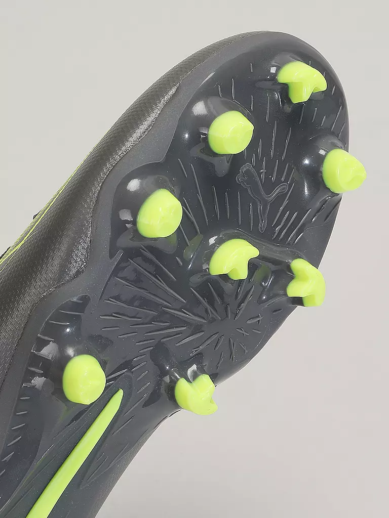 PUMA | Zapatillas de fútbol para niños Ultra 8 Play con tacos |