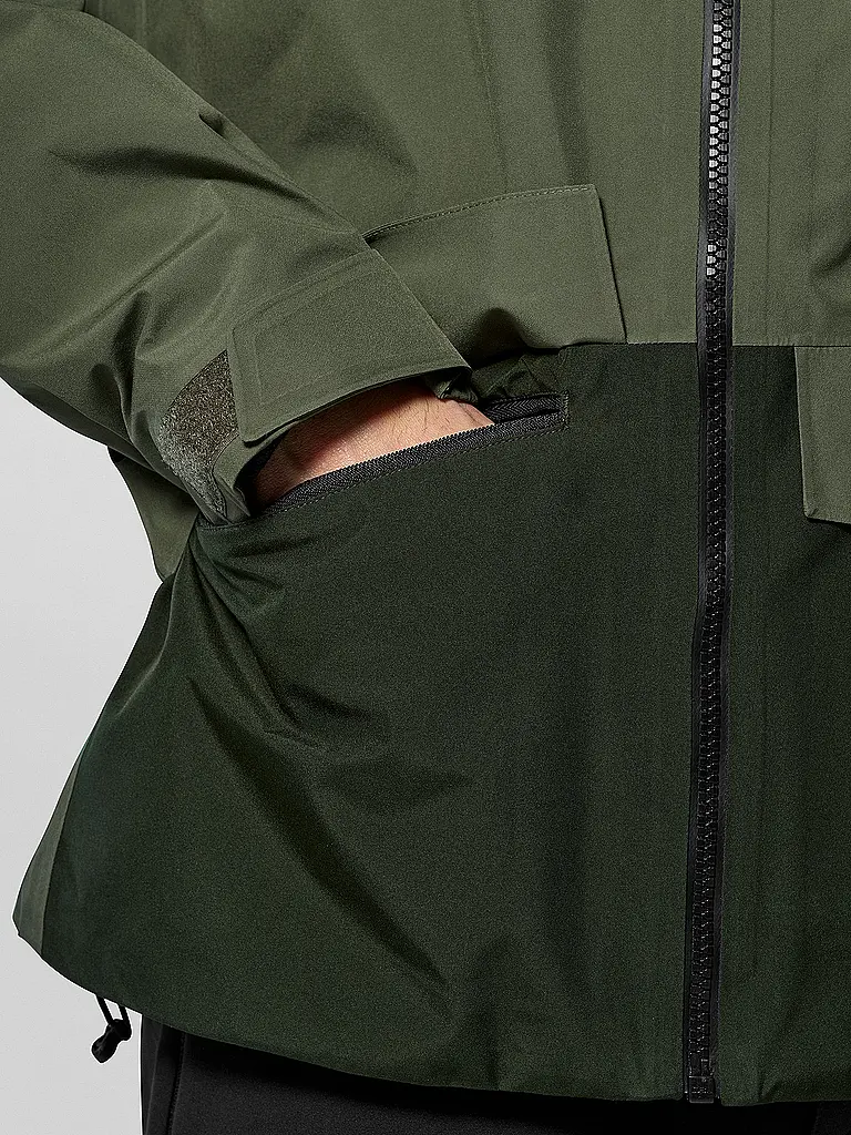 SALEWA | Chaqueta de senderismo para hombre Puez 2L Gore-Tex® con capucha | Oliva