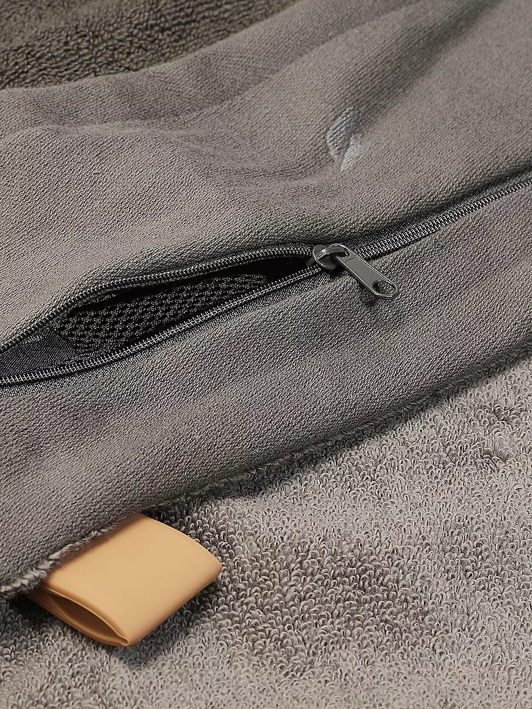 STRYVE | Toalla magnética Pro | Gris