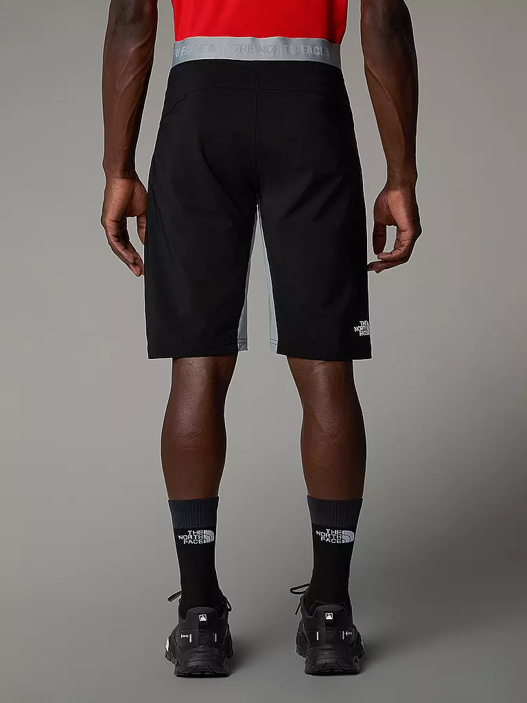 THE NORTH FACE | Herren Short Felik Slim Tapered | Gris