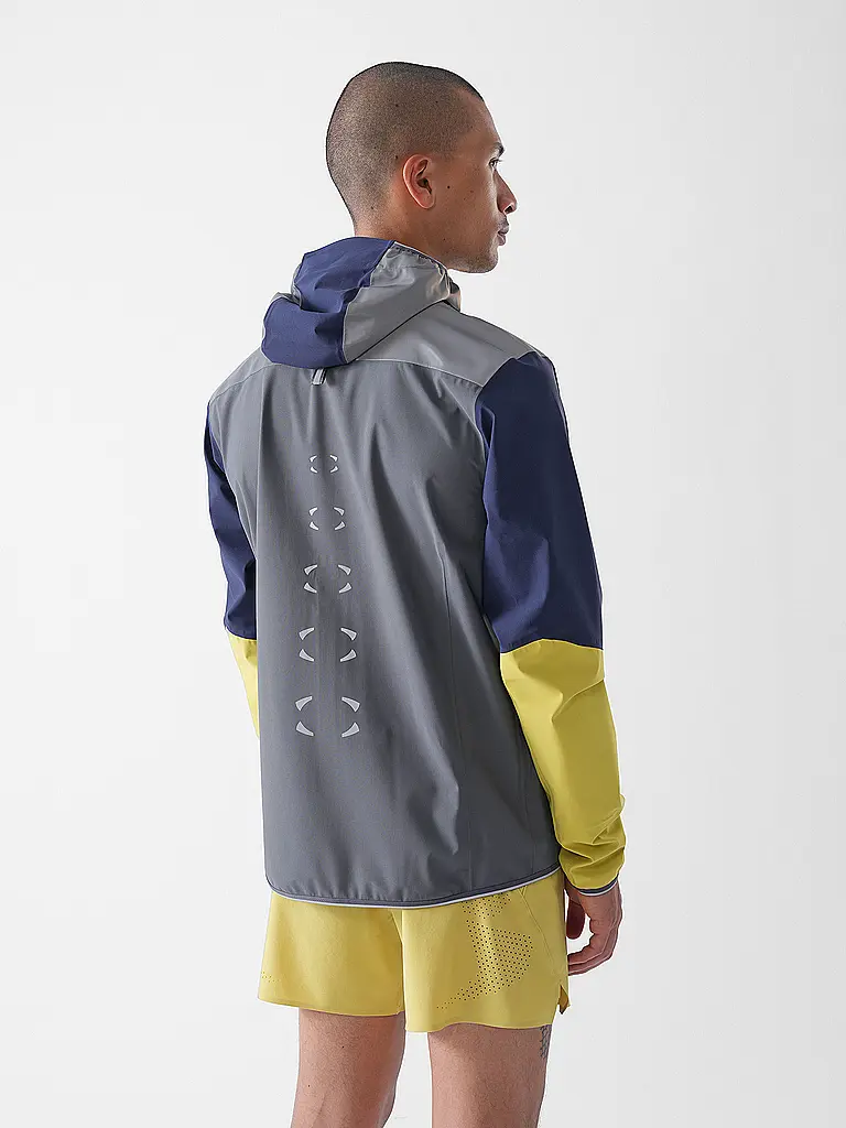 UNDER ARMOUR | Chaqueta de fitness para hombre UA Halo Run |