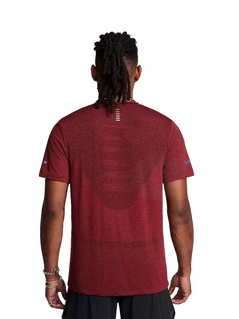 UNDER ARMOUR | Herren Fitnesshirt UA Seamless Stride | Rojo oscuro