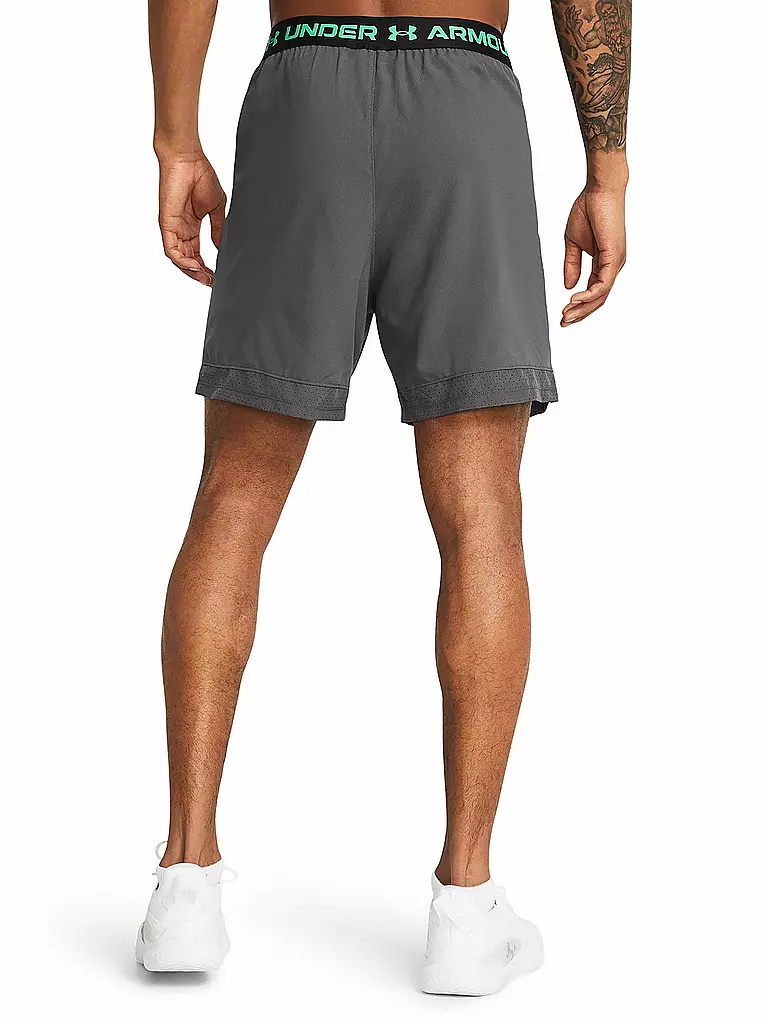 UNDER ARMOUR | Herren Fitnessshort UA Vanish 15cm | Negro