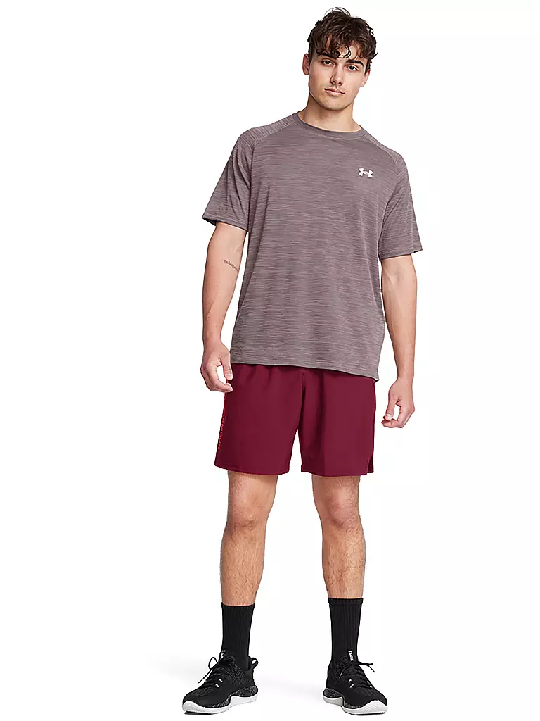 UNDER ARMOUR | Herren Short UA Woven Wordmark | Rojo oscuro