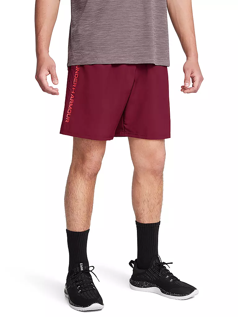 UNDER ARMOUR | Herren Short UA Woven Wordmark | Rojo oscuro
