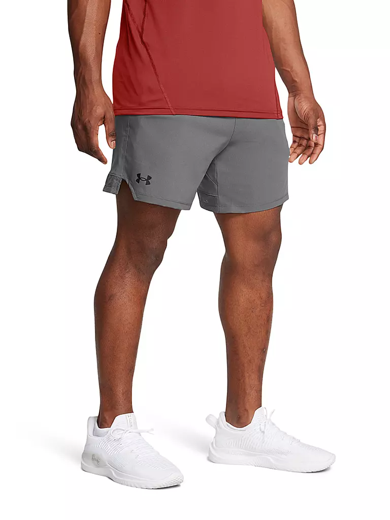 UNDER ARMOUR | Pantalón corto de fitness para hombre UA Vanish de 15 cm |