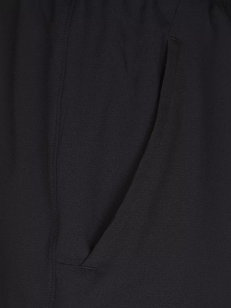 UNDER ARMOUR | Pantalón corto de fitness para hombre UA Vanish Woven 2-in-1 |