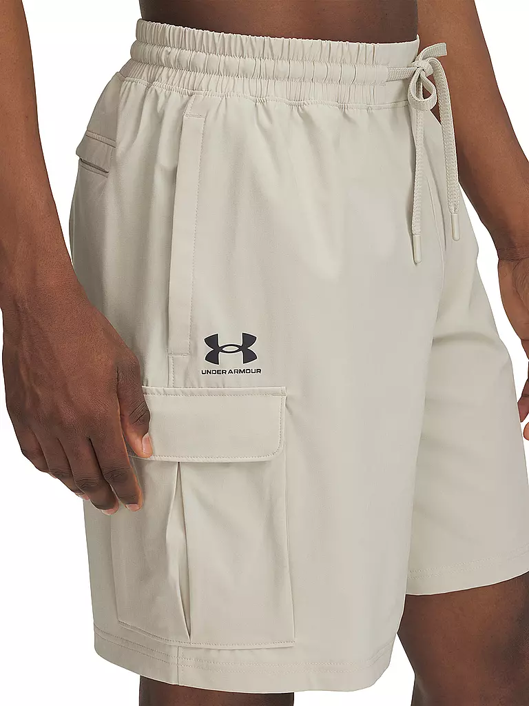 UNDER ARMOUR | Pantalón corto de hombre UA Vibe Woven Cargo |
